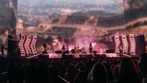 The Strokes Tutup Penampilan Coachella dengan Mengecam Pengeboman di Gaza dan Iran