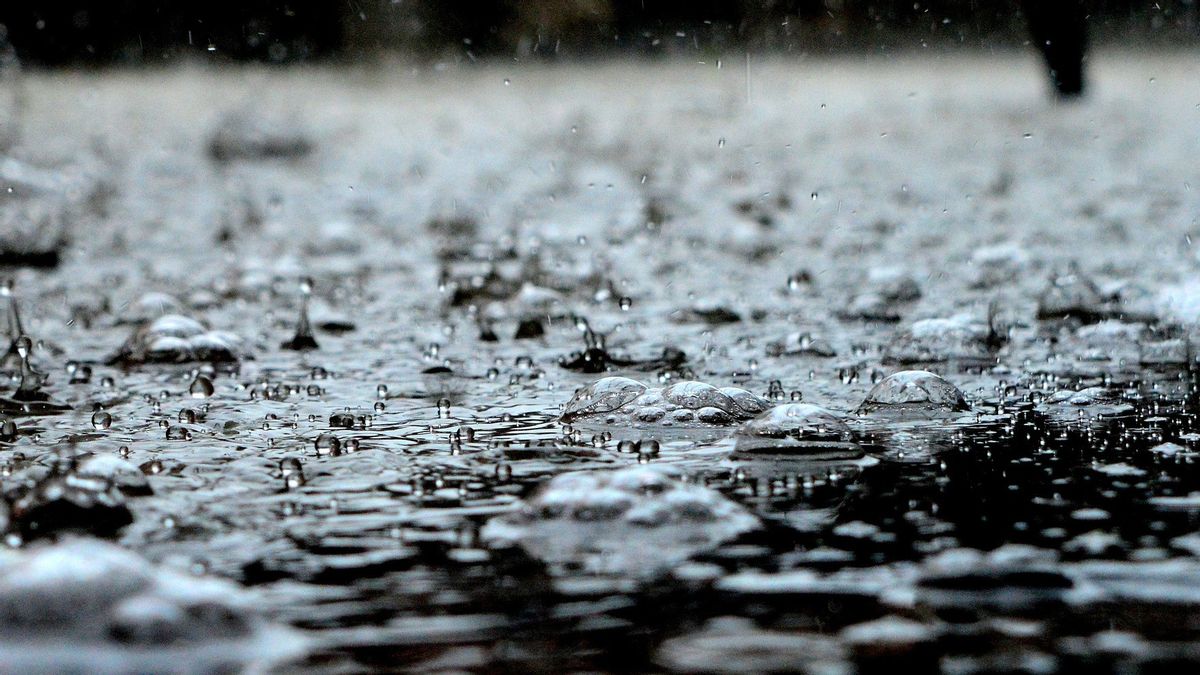 BMKG Predicts Heavy Rain In Greater Bandung At The End Of November, Potentially Causing Floods And Landslides