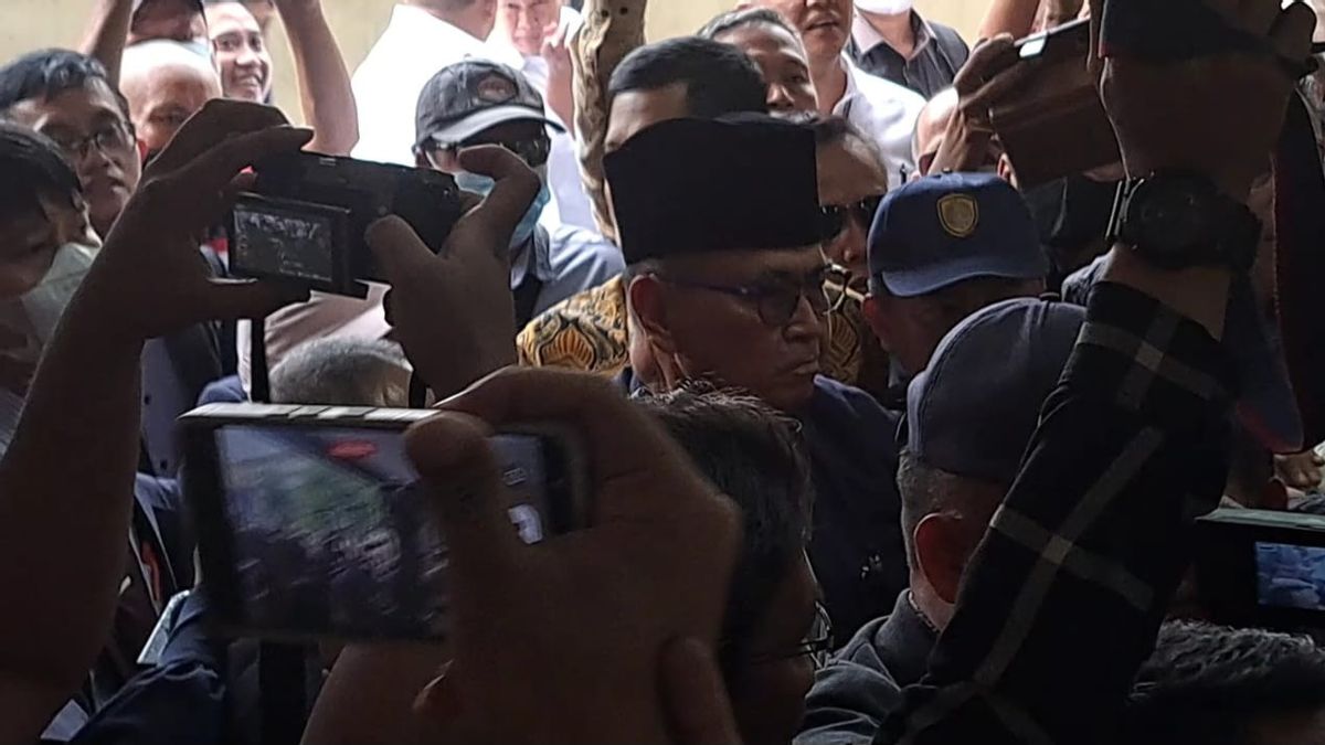 Strictly Escorted, Panji Gumilang Completes Investigation On Alleged Blasphemy At Bareskrim