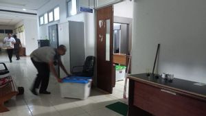 Kejari Geledah Kantor Disperindagkopum Natuna