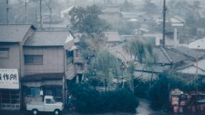 Topan Kajiki Hantam Vietnam, Pohon Bertumbangan, Rumah Kebanjiran