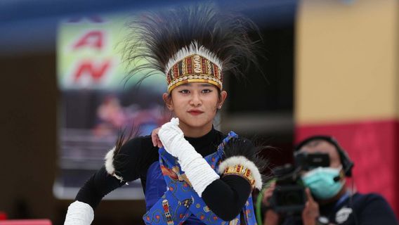 Mengenal Tiara Manongga, Mantan Pevoli yang Banting Setir Muay Thai dan Langsung Sabet Emas di PON Papua