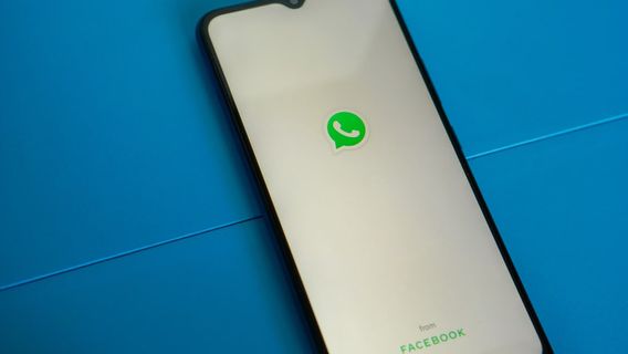 WhatsAppは、暗号化されたクラウドバックアップ機能を起動し、ユーザーのチャットが覗かれるのを防ぎます!