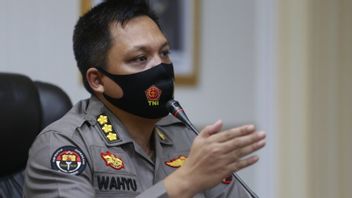 La Police Arrête 6 Auteurs D’avoir Battu Des Membres Du TNI à Gorontalo, Certains Se Cachent Dans Les Collines