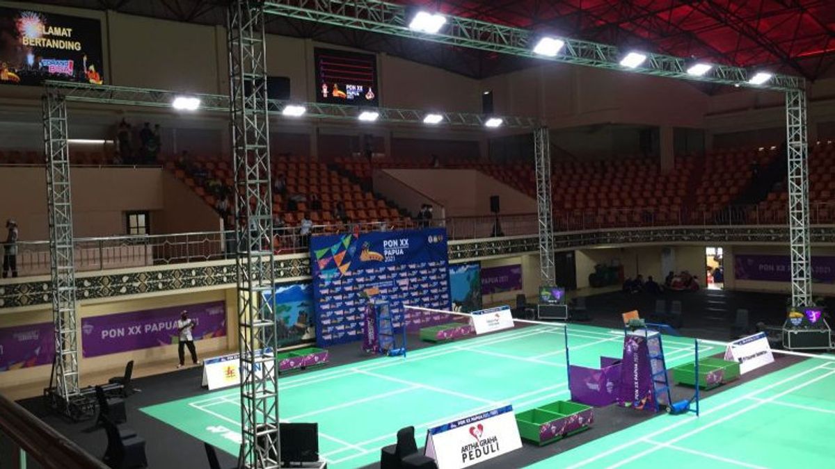    Atlet DKI Jakarta Keluhkan Arena Bulu Tangkis PON Papua yang Panas