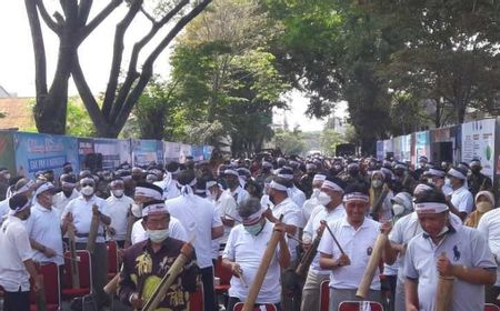 'Nyalakan' Tanda Bahaya Narkoba, Ratusan Orang Pukul Kentongan di Temanggung