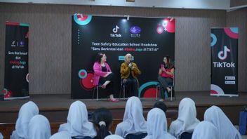 Kunjungi 6 Sekolah, TikTok Ingatkan Pentingnya Keamanan Digital bagi Remaja