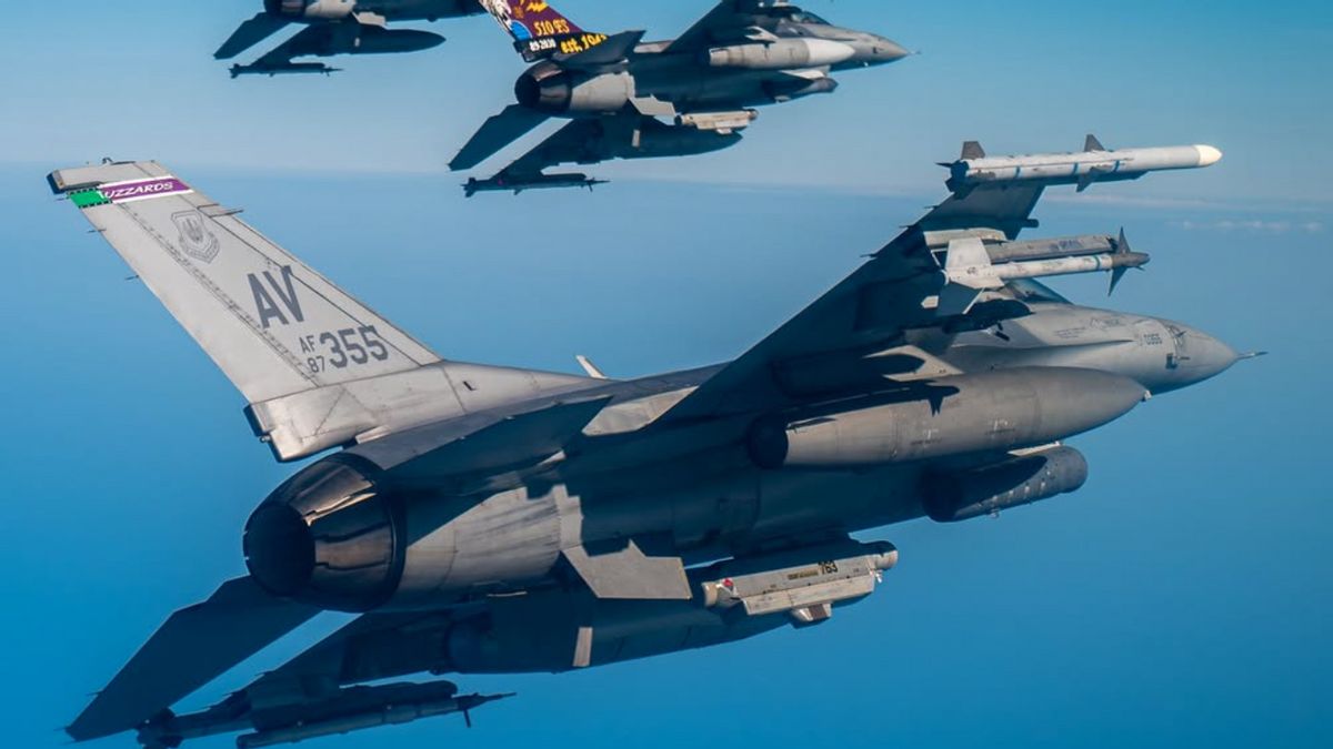 Kerahkan 10 Jet Tempur Siluman ke Karibia, Trump Tepis Upaya Ganti Rezim Maduro di Venezuela