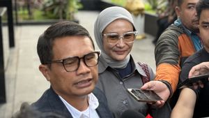 Usai Diperiksa KPK, Istri Ono Surono Mengaku Dicecar 16 Pertanyaan