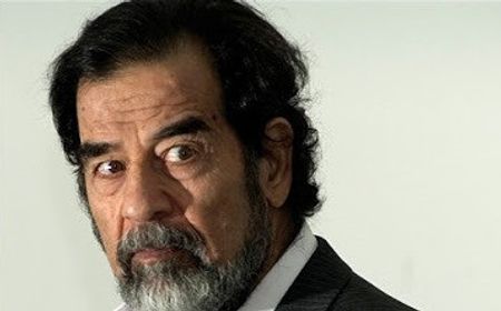 Matinya Represivitas Saddam Hussein di Tiang Gantung