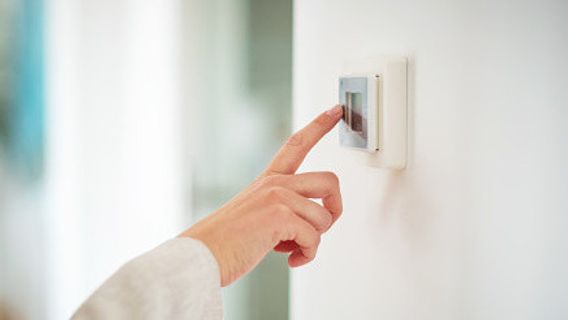 TDLが上がったときに電力を節約するための6つのヒントに従って、毎月の費用が予算内に収まるようにする