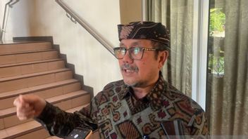 Camat Gempol Tantang Aturan Usia Pensiun Lewat MK, Bupati Cirebon: Itu Haknya 