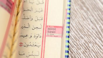 Need Motivation? This Is A Collection Of Wise Arabic Words Complete With The Translation