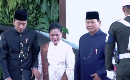 Tanpa Gibran, Prabowo Subianto Sambut Jokowi dan Iriana di Dekat Mobil