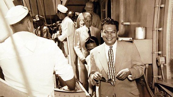 フィリピンのラモン・マグスナン大統領が1957年3月17日、今日の記憶の中で亡くなりました