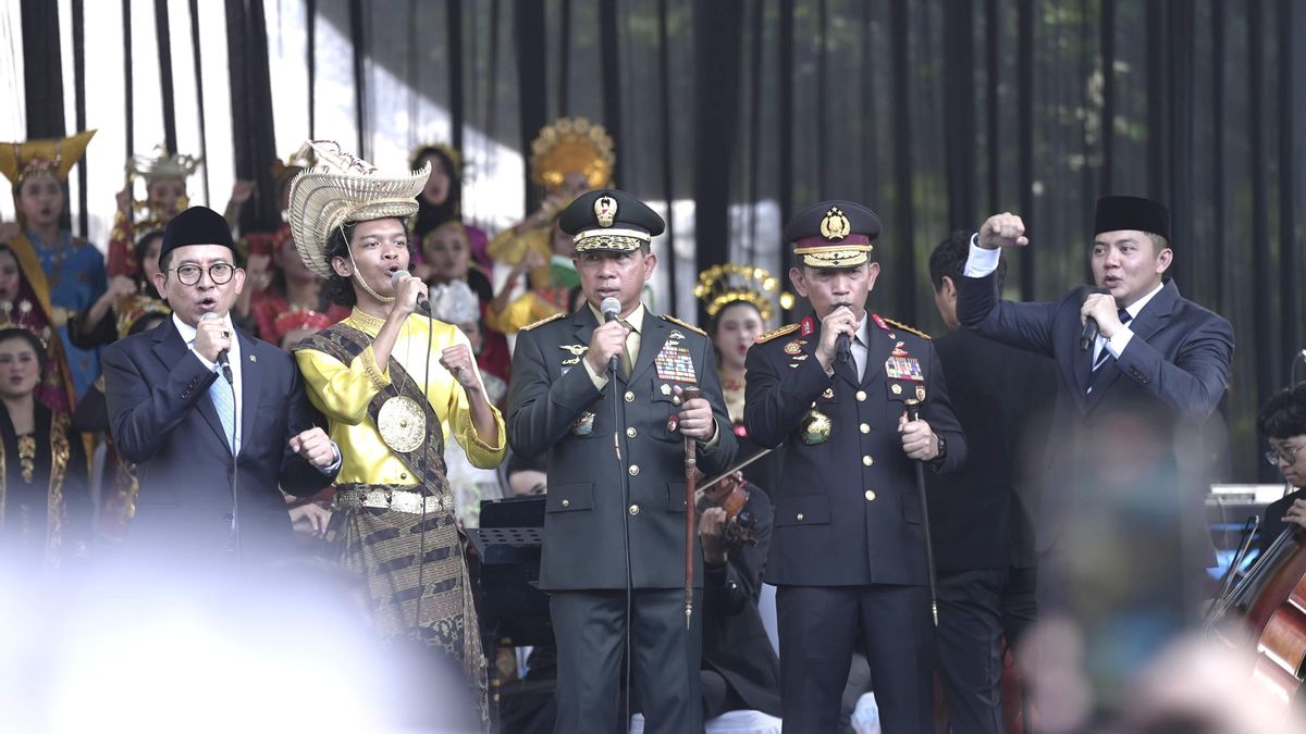 Hari Kesaktian Pancasila, Menbud Fadli Zon bersama Panglima TNI, Kapolri dan Seskab Nyanyikan Lagu-lagu Nasional
