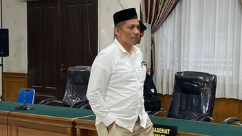 The Corruption Eradication Commission (KPK) Has Determined That The Regent Of The Meranti Islands Is Inactive Muhammad Adil, A Money Laundering Suspect