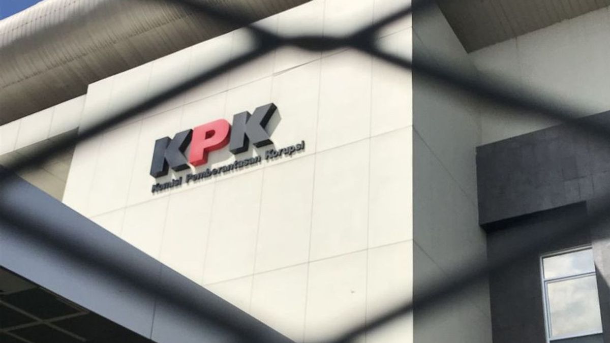 MBG 연구를 수행하고 KPK는 성공 지표가 없음을 조사합니다.