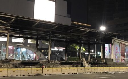 18 Halte Transjakarta Dirusak saat Ricuh, Kerugian Rp45 Miliar