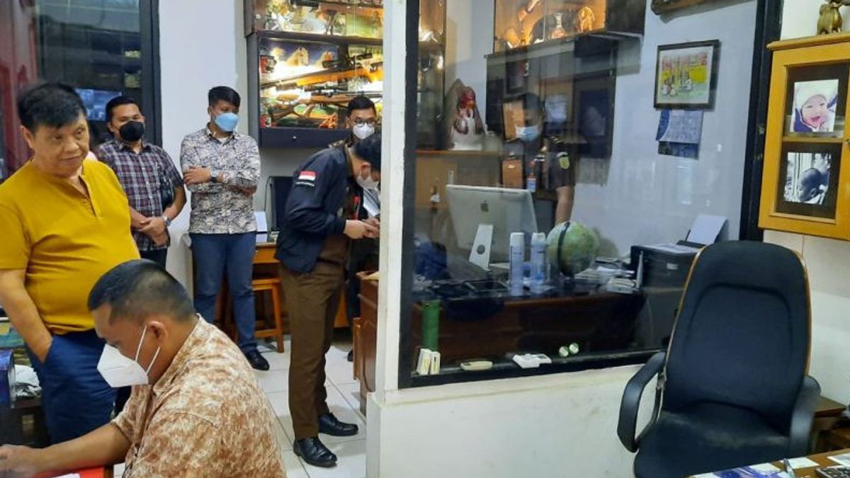 Kejagung Geledah Kantor Kemenperin Terkait Kasus Impor Baja