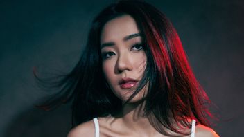 Dopamine的发布，Rachel Cia以绰号RACH作为歌手出道？