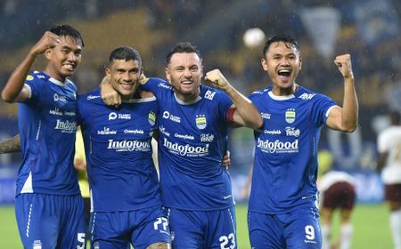 Persib Amankan Gelar Juara Paruh Musim Liga 1 2024/2025, Bojan Hodak Tak Mau Euforia