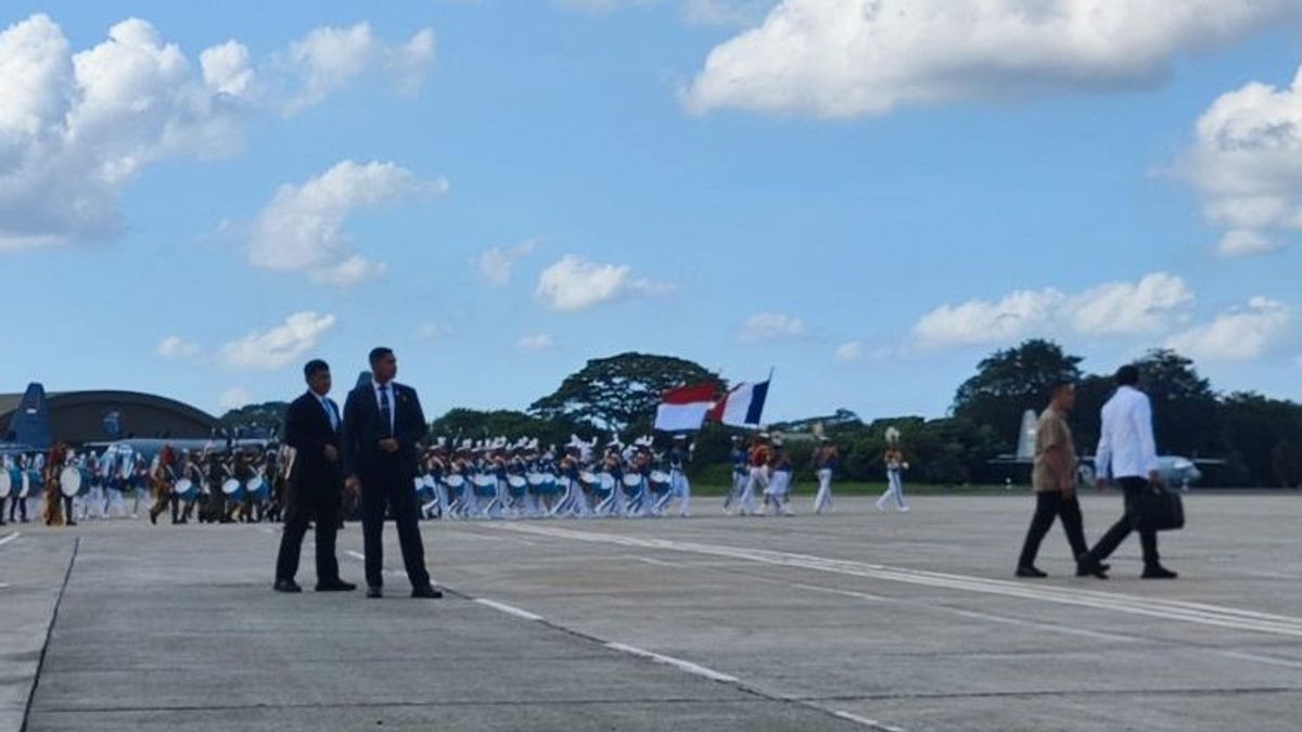 Presiden Cek Kesiapan Kontingen TNI Defile Bastille Day Prancis