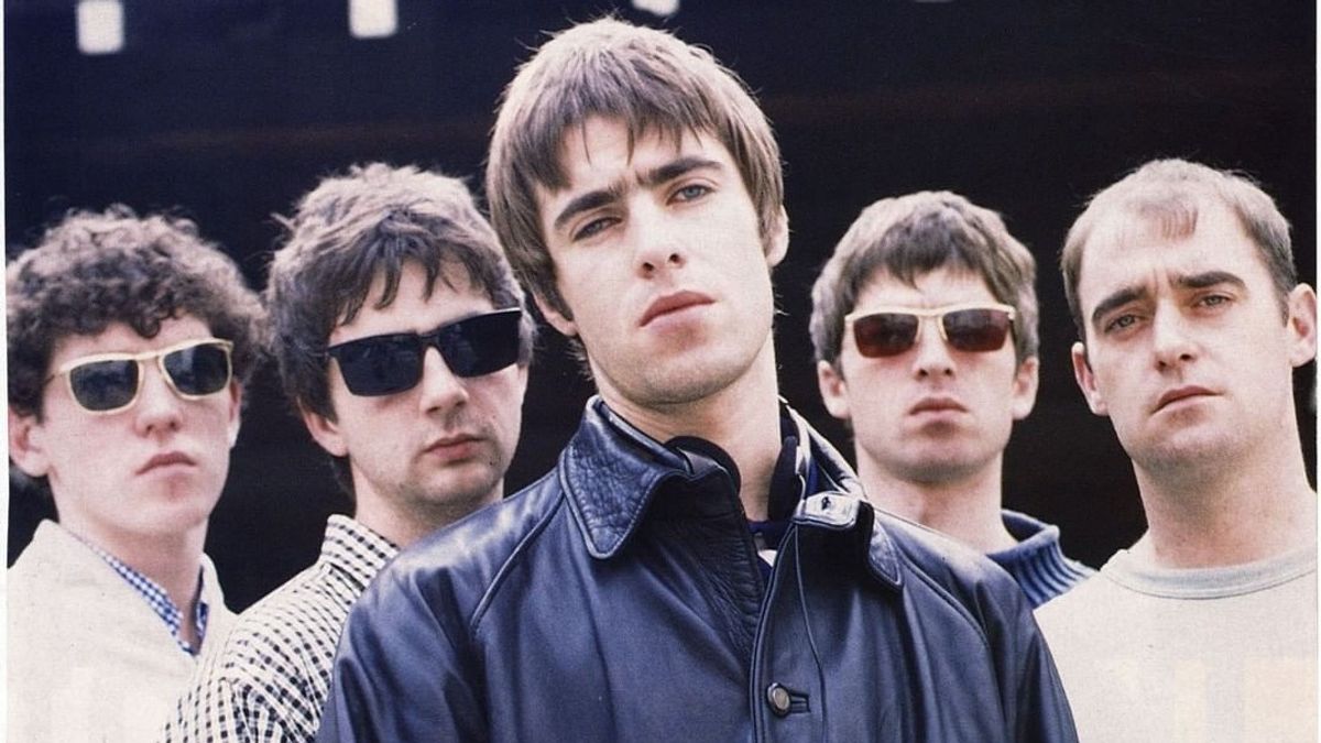 Oasis Prepare Un Documentaire Sur Knebworth La Scene Ou Ils Se Sont Produits Il Y A