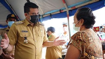 Le Maire Bobby Nasution Examine Les Victimes D'incendie : Je Trouverai Une Solution
