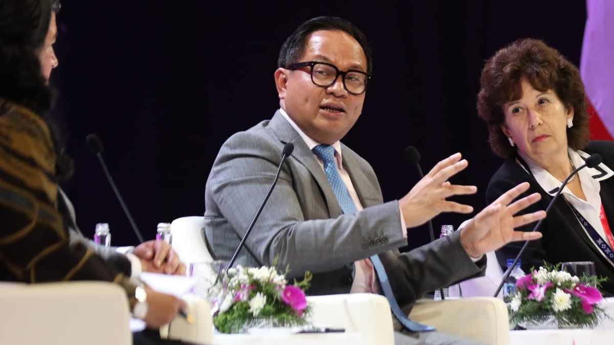 BUMN副部长卡蒂卡·维尔约阿特莫乔表示，代理银行和QRIS近年来有能力加速印尼的金融包容性