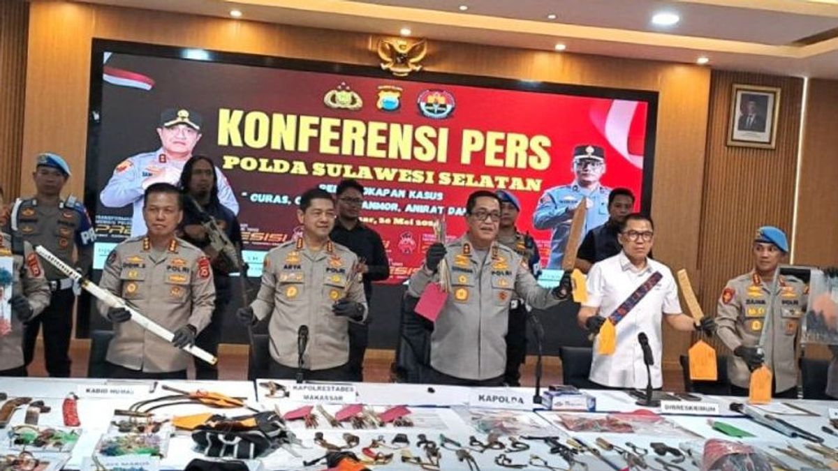 Sulsel Police Chief Orders Monitoring of Political-Charged Groups