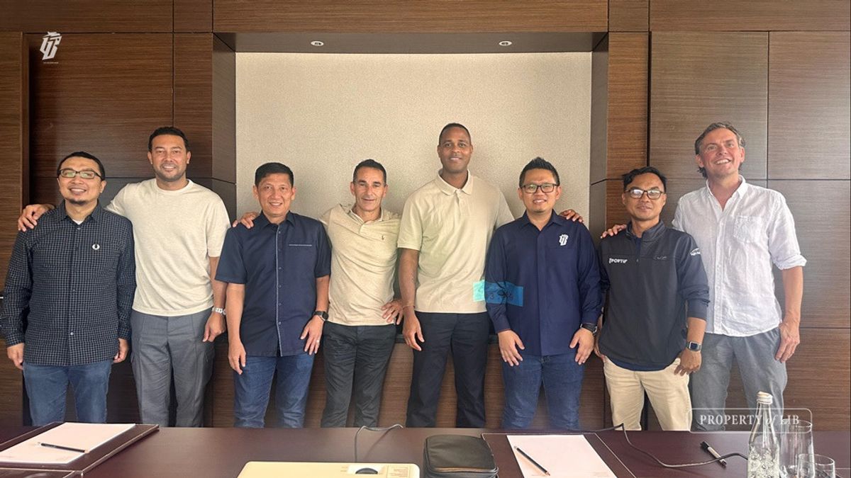 PT LIB Holds Meeting With Patrick Kluivert, Discusses Local Competition Collaboration