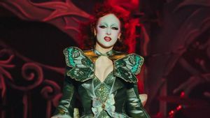 Buntut Skandal Epstein, Chappell Roan Resmi Cabut dari Agensi Casey Wasserman