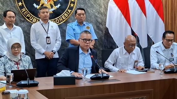 Diduga Terpapar Radioaktif Cs-137, 2 Kontainer Alas Kaki RI Ditolak Masuk AS