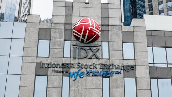 IHSG Dropped 2.02 Percent, BRI, BNI, And Bank Mandiri Shares Sale By Foreign Investors