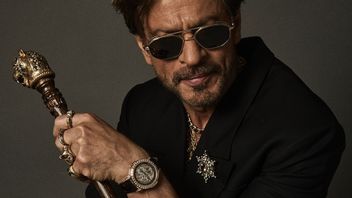 誕生日がりにもラマイで、シャー・ルク・カーンが家でファンに挨拶しないことを残念に思います