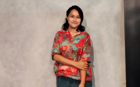 Tantangan Putri Ayudya Jadi Nenek yang Pincang di Film Tuhan Minta Duit