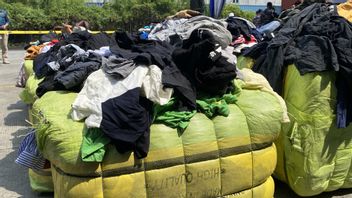 Customs And Excise For Illegal Used Clothing Worth IDR 49.44 Billion Throughout 2024 To 2025
