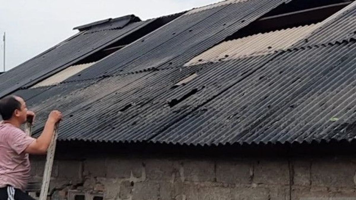 340 Rumah Rusak Dampak Puting Beliung, Pemkab Bekasi Minta Warga Gotong Royong
