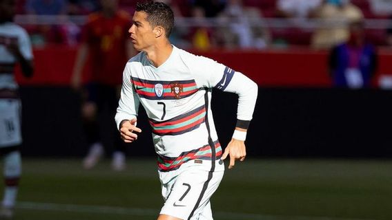 Ronaldo A L’air Plus Heureux Avec Le Portugal Qu’avec La Juventus
