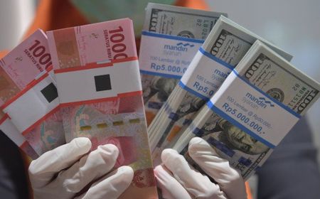 Rupiah Senin Pagi Melemah Tipis di Hadapan Dolar AS