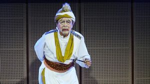  Mencari Semar, Produksi Teater Koma ke-235: Cerita Tradisi Punakawan dengan Narasi Futuristik