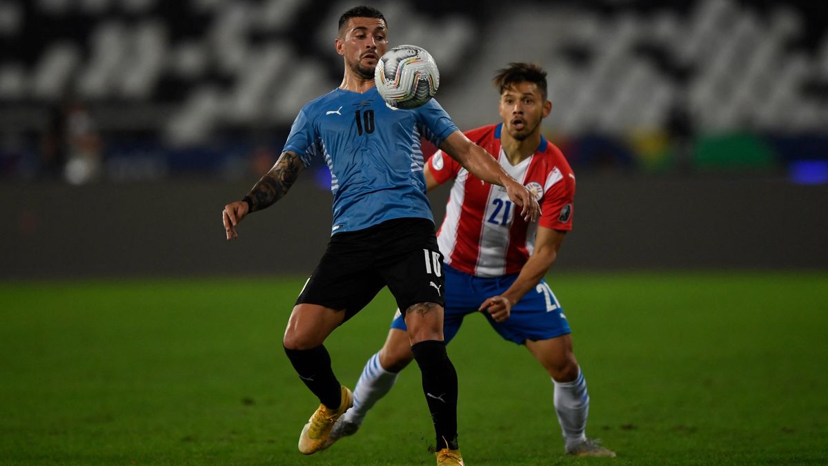 أوروغواي 1-0 باراغواي: الفريقان يتأهلان للدور ربع النهائي