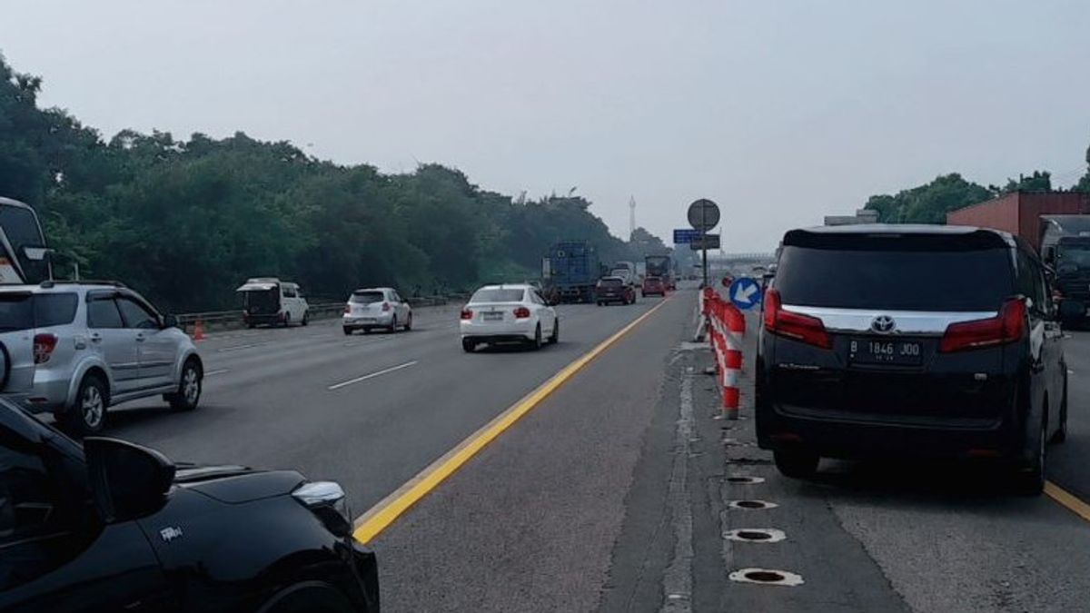 Jasamarga Applies "Contraflow" on the Jakarta Cikampek Toll Road during the Holidays Leading up to Vesak
