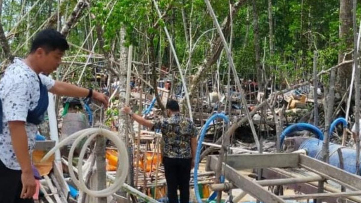 Polisi Menertibkan Penambangan Liar Bijih Timah di Hutan Mangrove Belolaut, Pelaku Melarikan Diri