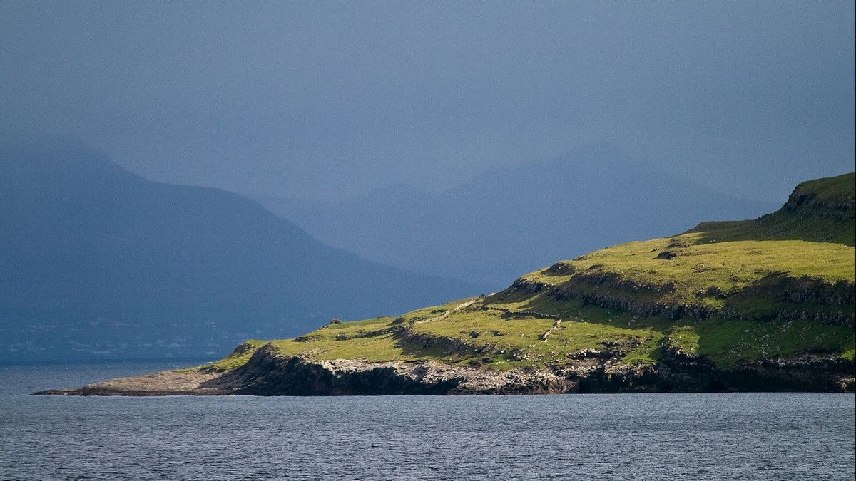 Une archéologue américaine coulée après une réplication du bateau Viking qu’il voyageait en arrière lors d’une expédition