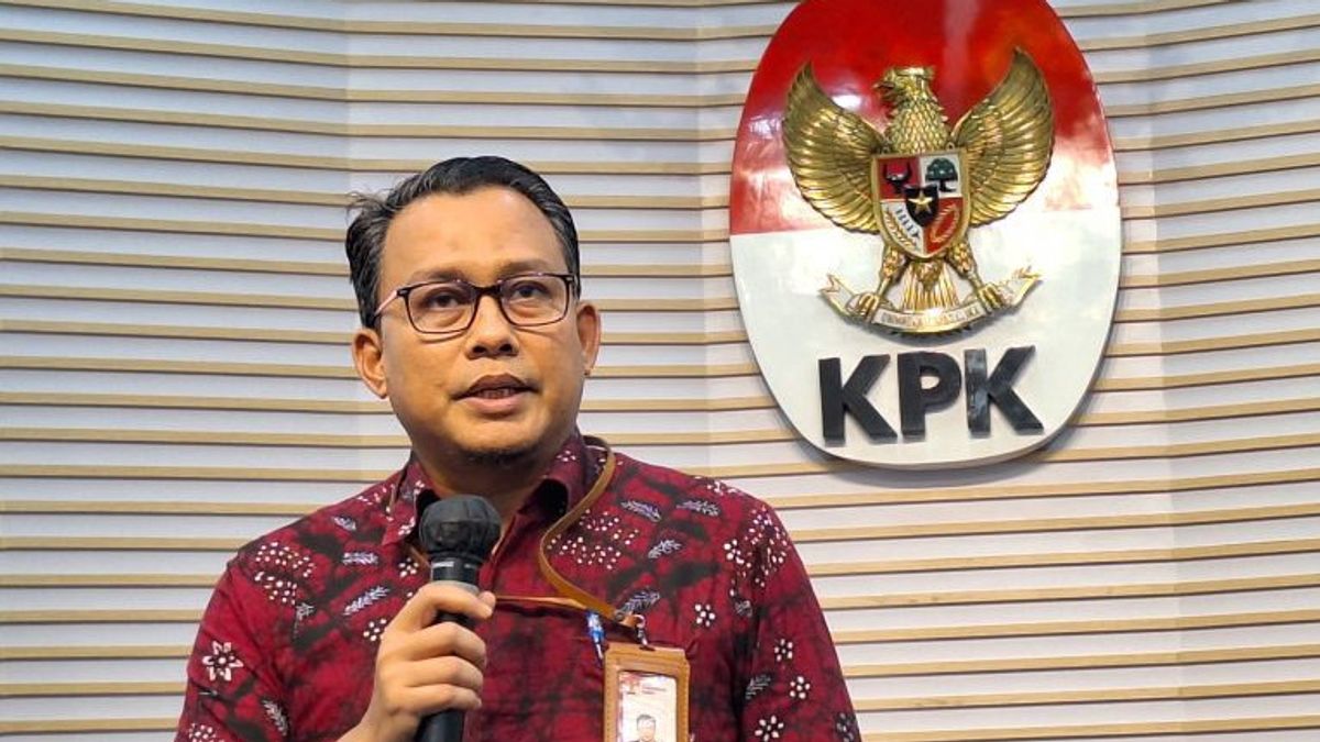 Le cas de Pungli Rutan, kpk inspecte l’ancien maire de Bekasi, Rahmat Effendi, à la prison de Cibinong