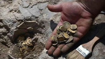 以色列发现阿巴斯王朝的宝藏425金币