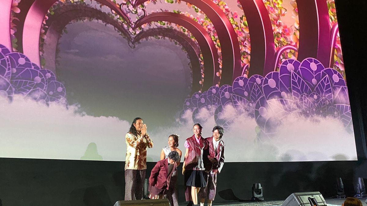 Dwi Sasono Kagum Akting Bareng Anak-anak untuk Film <i>Keluarga Super Irit</i>