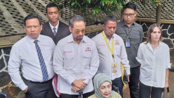 Venna Melinda Tak Hadir di Sidang Cerai, Pengacara Klaim Punya Bukti Ferry Irawan Beri Nafkah 